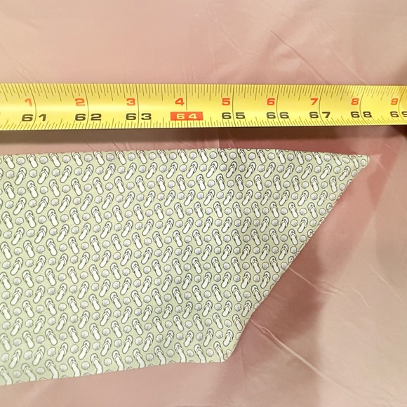 NWOT Vineyard Vines Green Blue Flip Flop Print Silk Scarf MSRP $148 - Picture 6 of 7